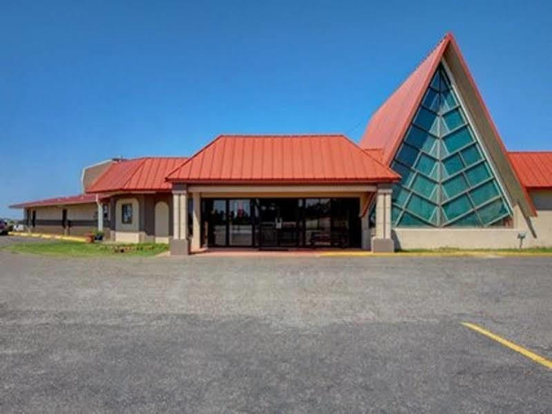 American Best Inn By Oyo I-35 Perry Экстерьер фото